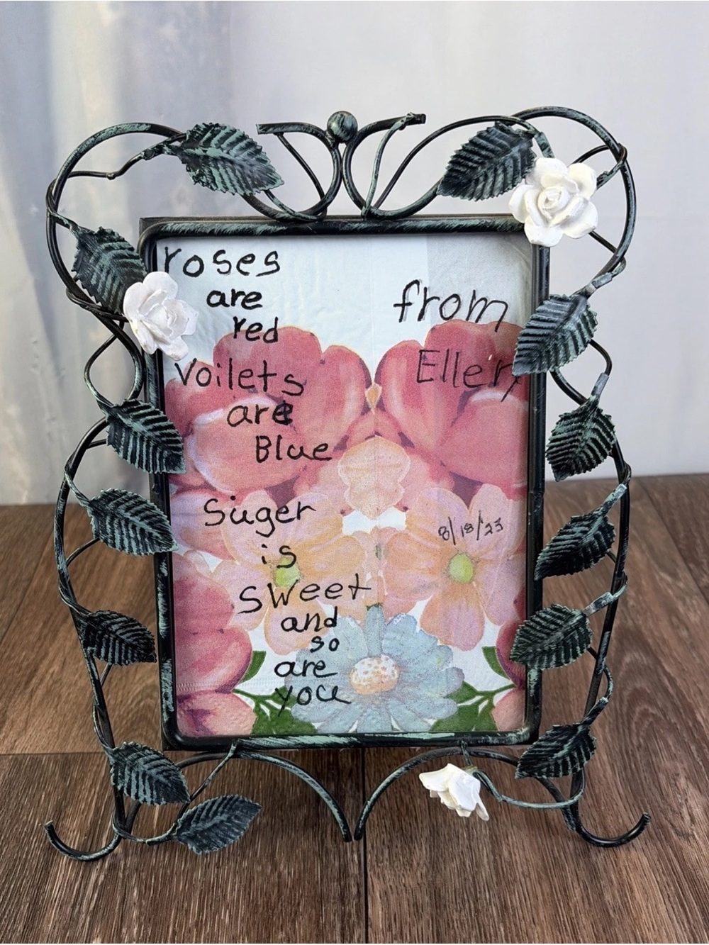 Vintage Victorian Style Metal & White Roses Flower Picture Frame Leaf